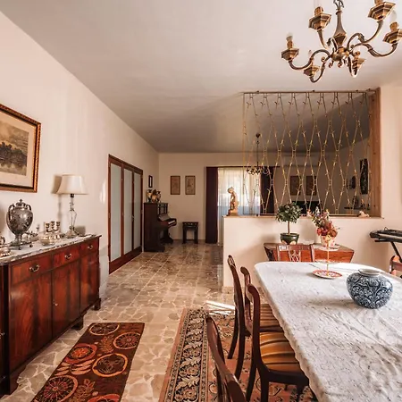 别墅 Stunning 5-bedroom With Pool & Full Amenities